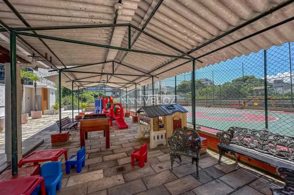 Apartamento, 3 quartos, 140 m² - Foto 1