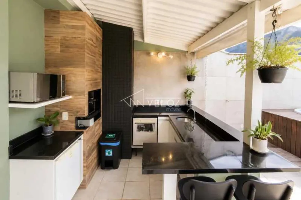 Cobertura, 4 quartos, 222 m² - Foto 1