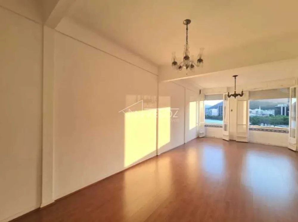 Apartamento, 3 quartos, 160 m² - Foto 1