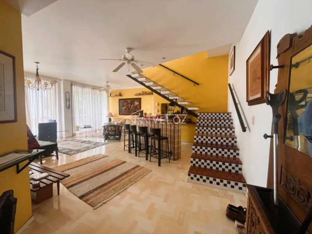 Apartamento, 3 quartos, 224 m² - Foto 2