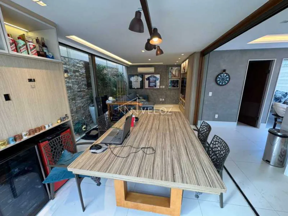 Cobertura, 4 quartos, 252 m² - Foto 13