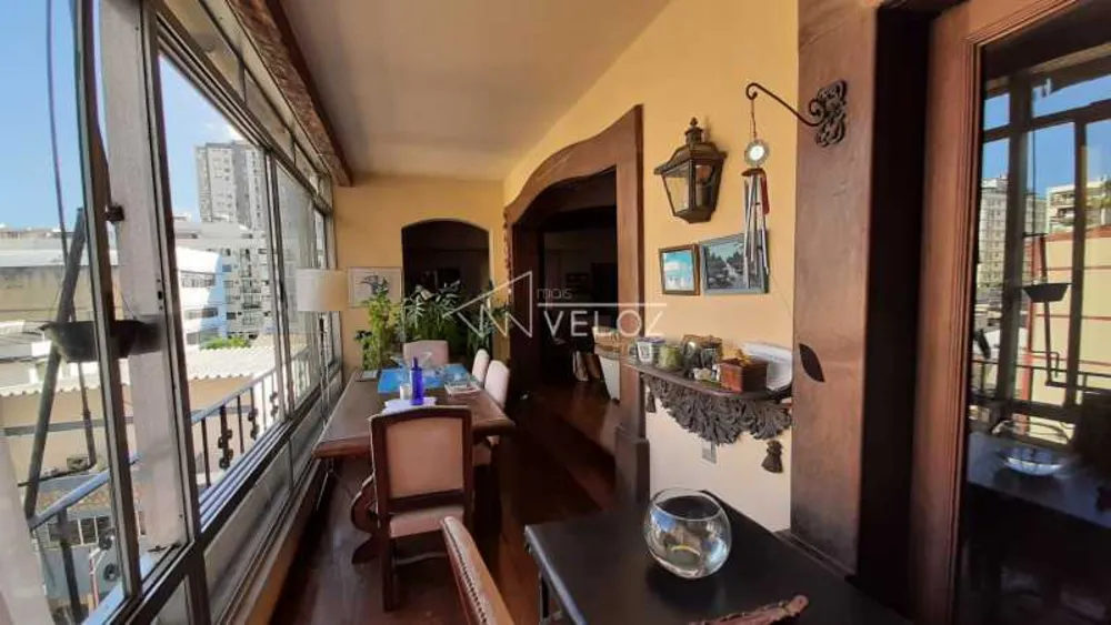 Apartamento, 4 quartos, 221 m² - Foto 1