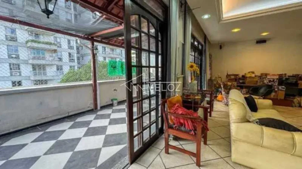 Cobertura, 4 quartos, 236 m² - Foto 3