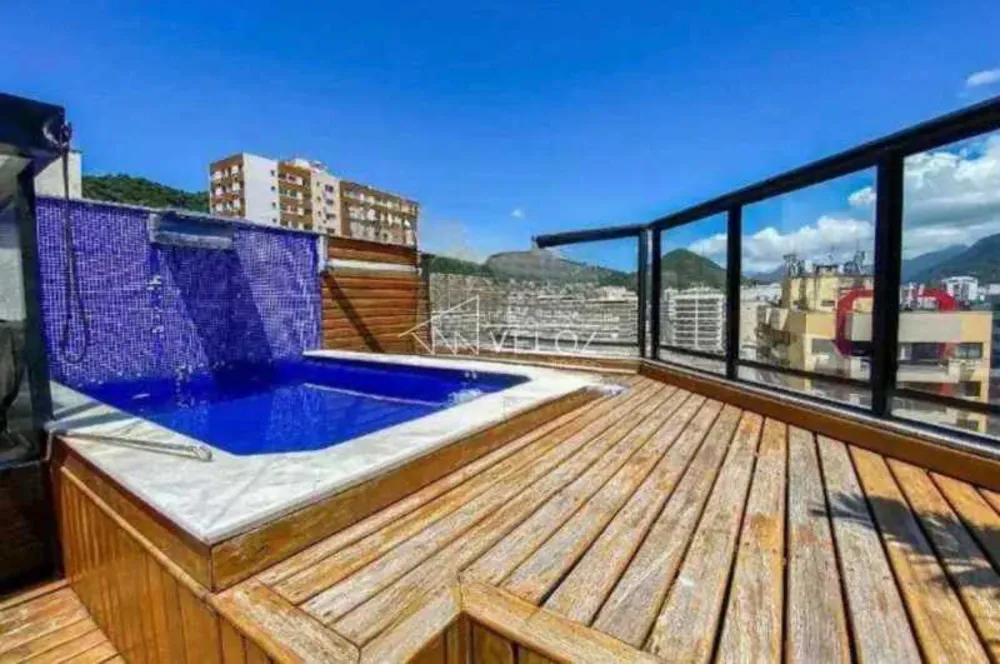 Cobertura, 3 quartos, 247 m² - Foto 4