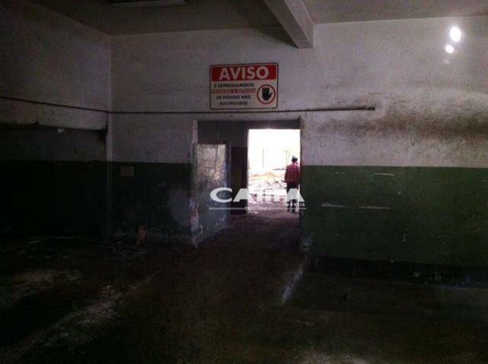 Depósito-Galpão, 1800 m² - Foto 1