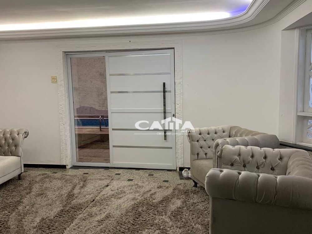 Sobrado à venda com 3 quartos, 252m² - Foto 1