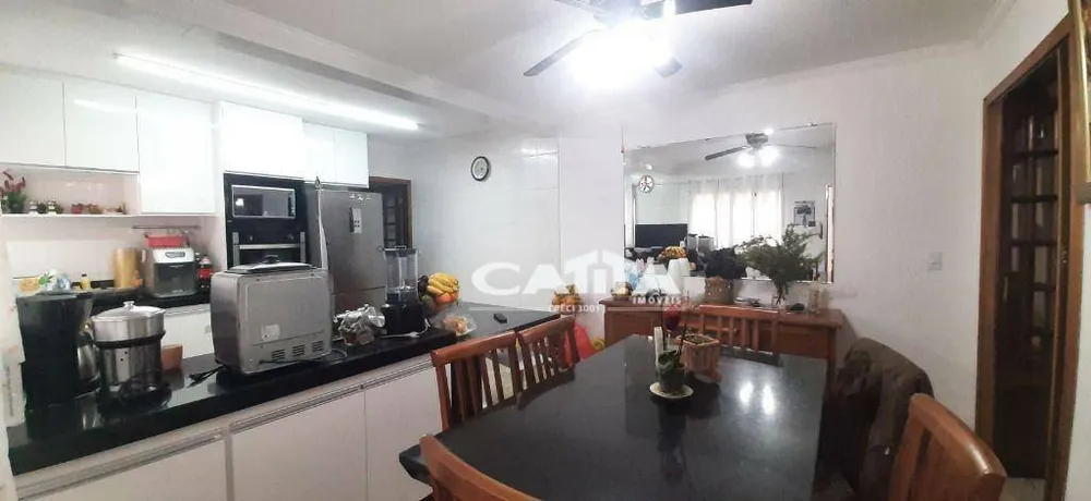 Casa, 2 quartos, 213 m² - Foto 1