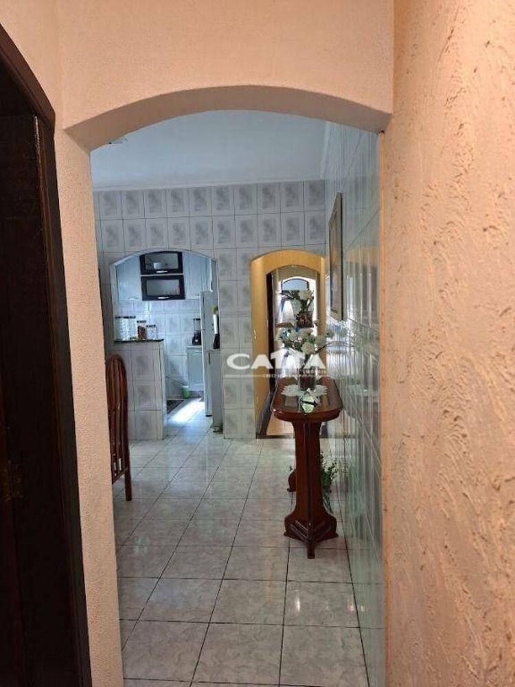 Casa, 3 quartos, 218 m² - Foto 4