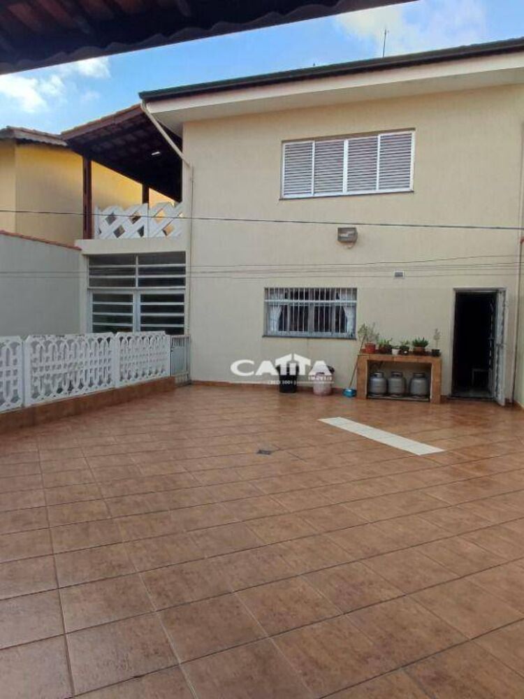 Sobrado, 3 quartos, 511 m² - Foto 1