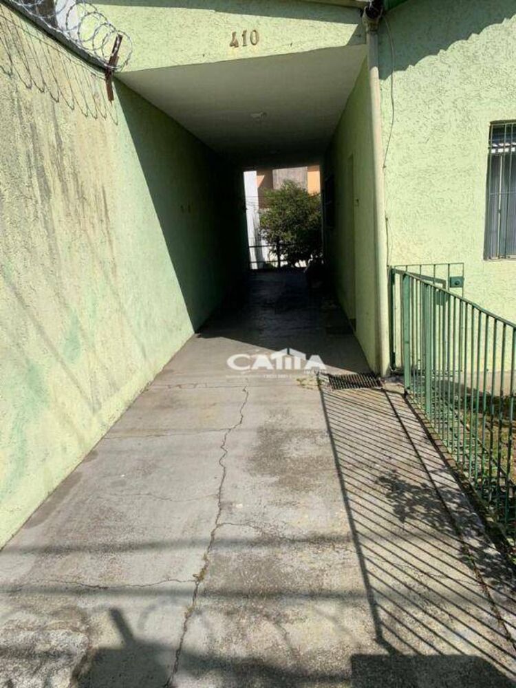Casa à venda com 3 quartos, 200m² - Foto 2
