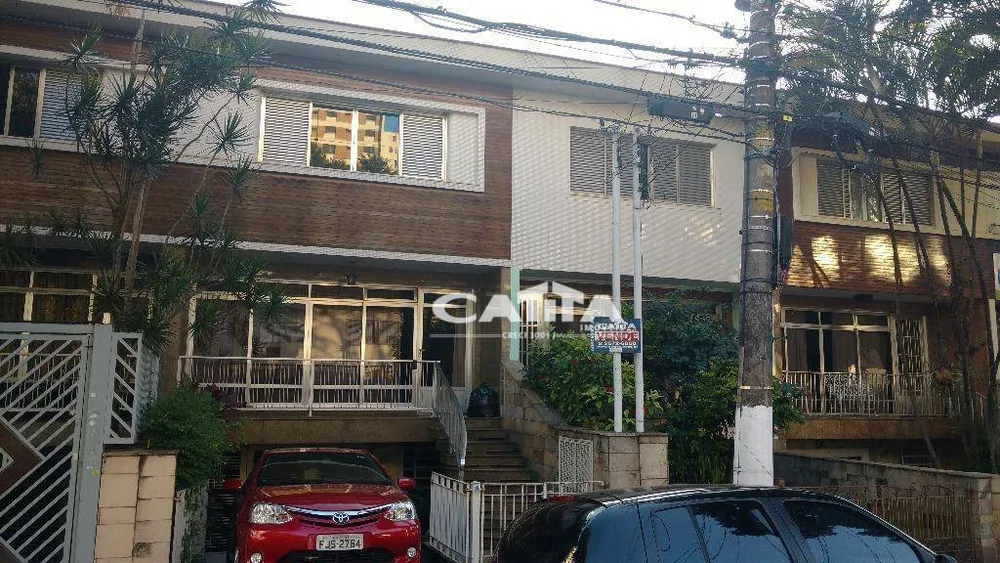 Sobrado, 3 quartos, 231 m² - Foto 1