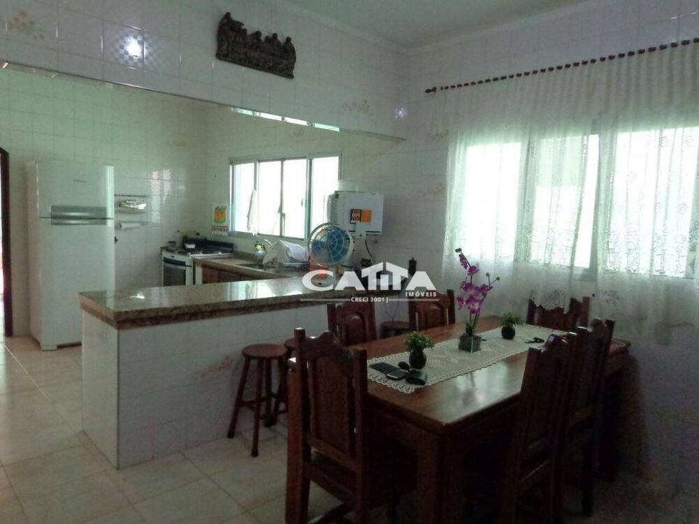 Casa, 3 quartos, 235 m² - Foto 2