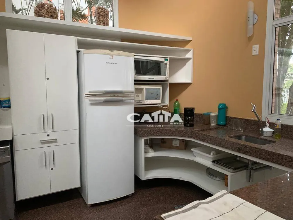 Apartamento, 3 quartos, 224 m² - Foto 1