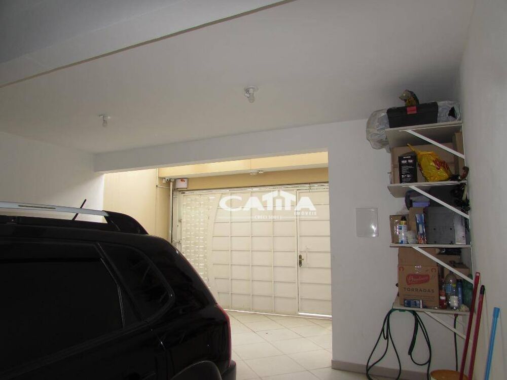 Sobrado à venda e aluguel com 3 quartos, 200m² - Foto 18