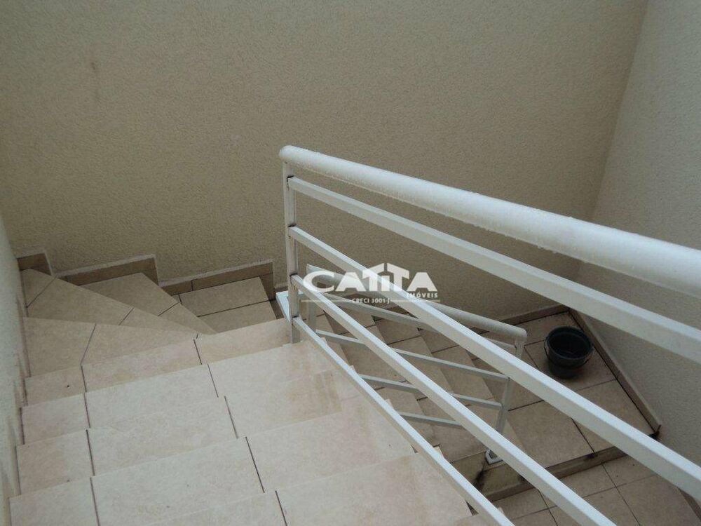 Sobrado à venda com 3 quartos, 210m² - Foto 2