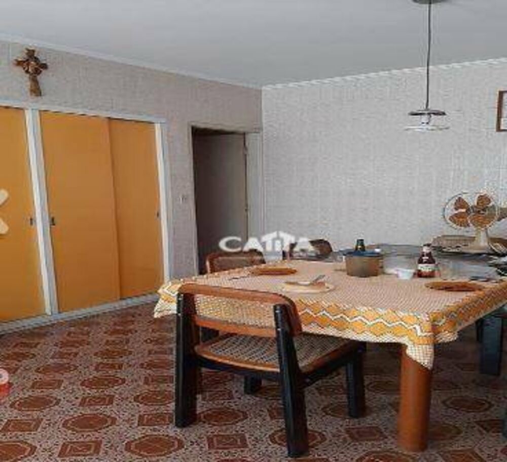 Casa, 3 quartos, 294 m² - Foto 1