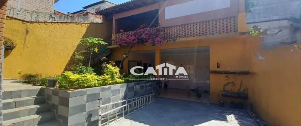 Casa, 3 quartos, 280 m² - Foto 1