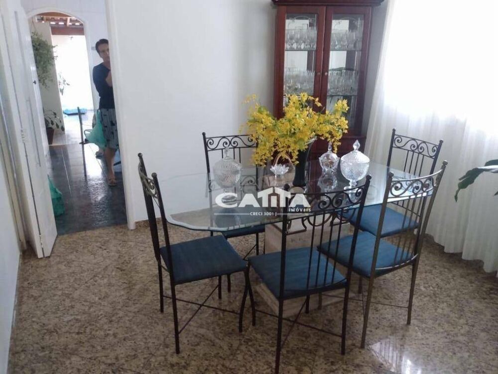 Sobrado à venda com 3 quartos, 390m² - Foto 4