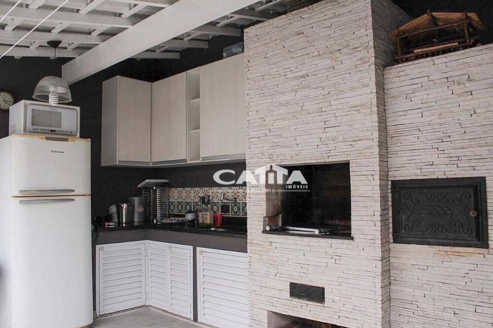 Sobrado à venda com 3 quartos, 480m² - Foto 2
