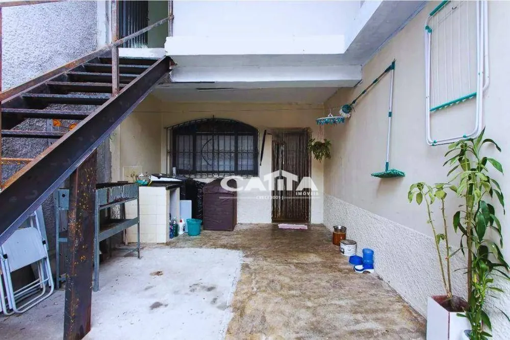 Sobrado, 6 quartos, 210 m² - Foto 2