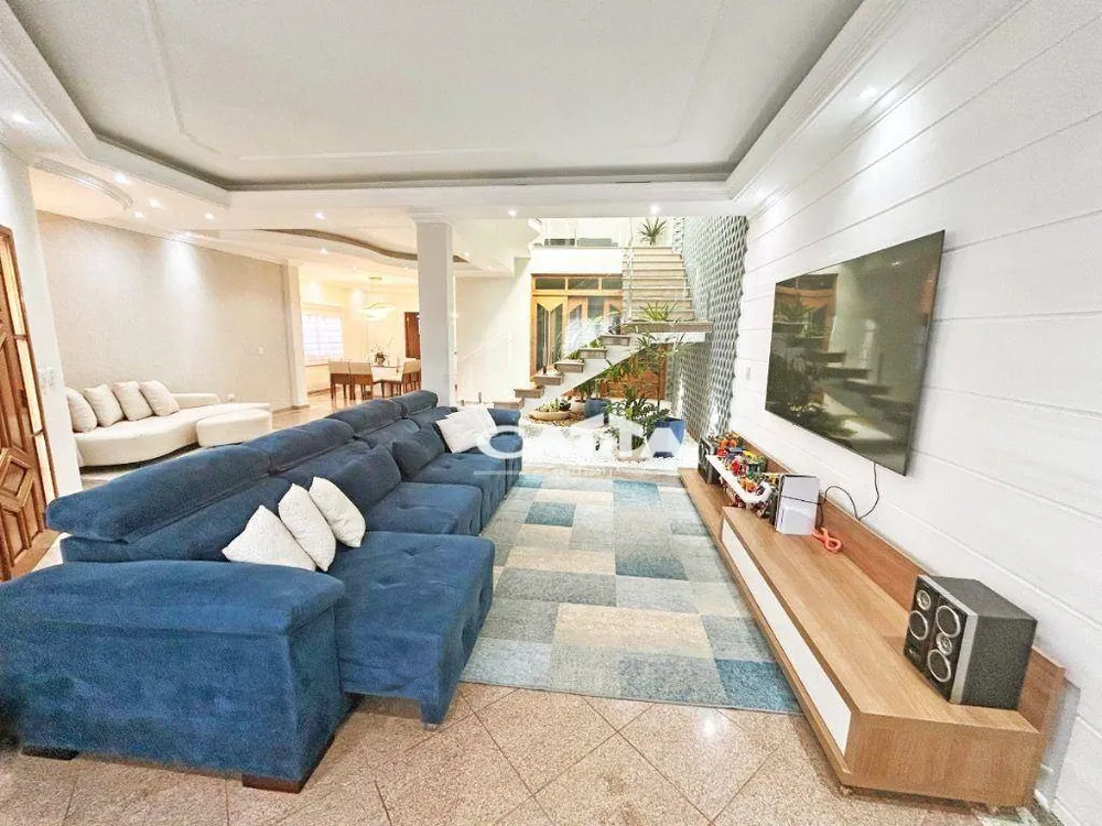 Sobrado, 3 quartos, 328 m² - Foto 2