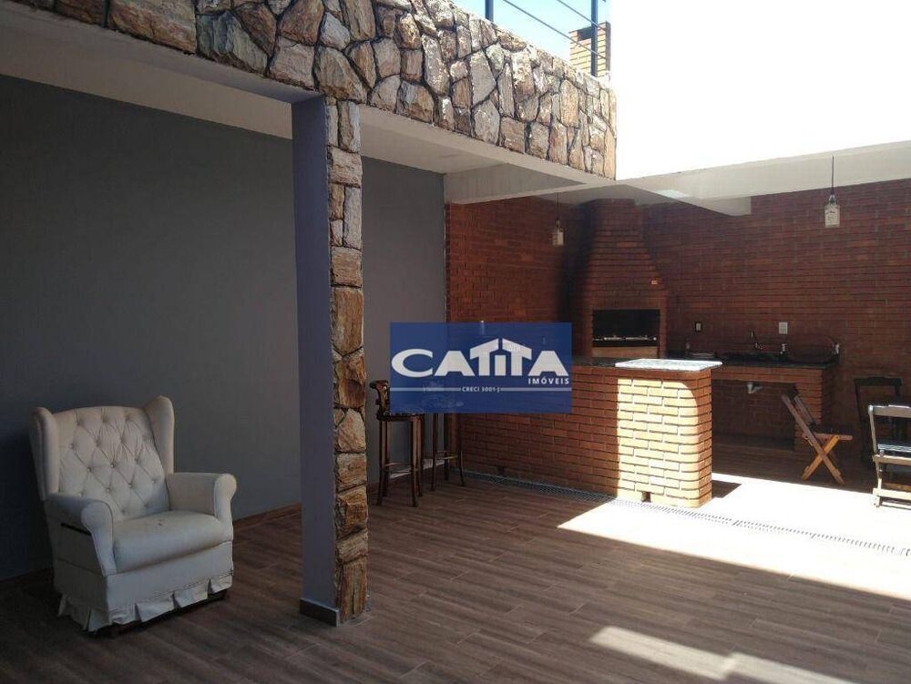 Sobrado à venda com 3 quartos, 120m² - Foto 1
