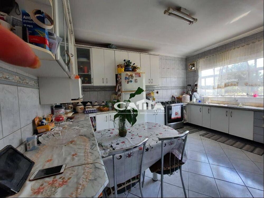 Casa, 4 quartos, 250 m² - Foto 1