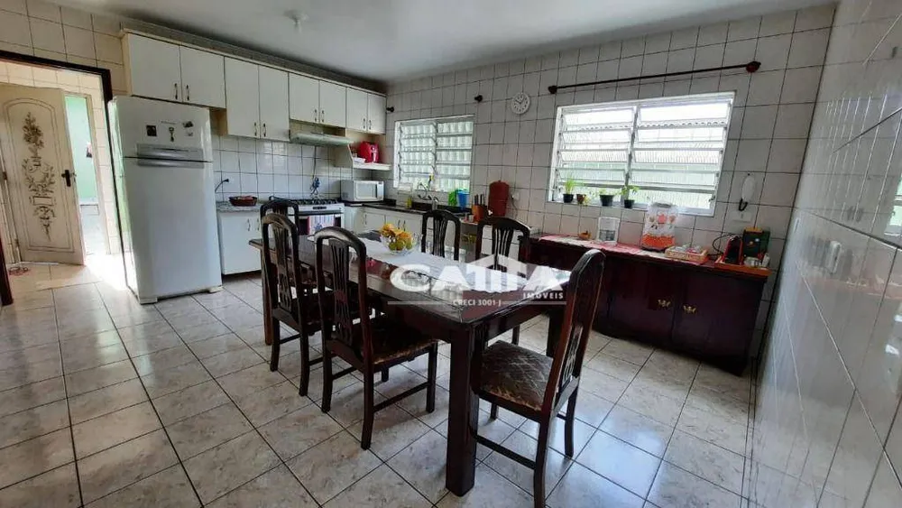 Sobrado, 3 quartos, 231 m² - Foto 3