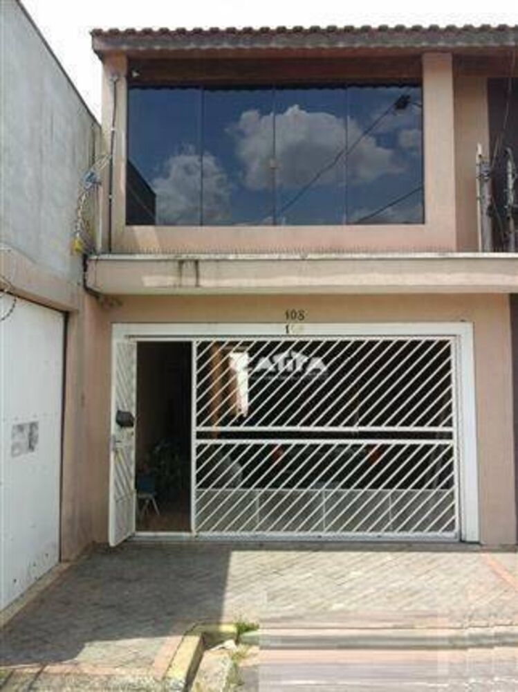 Sobrado à venda com 3 quartos, 154m² - Foto 1