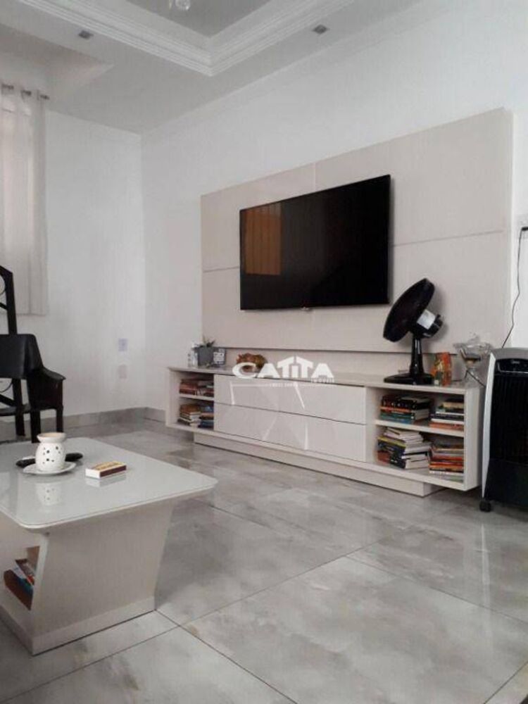 Casa, 4 quartos, 250 m² - Foto 1