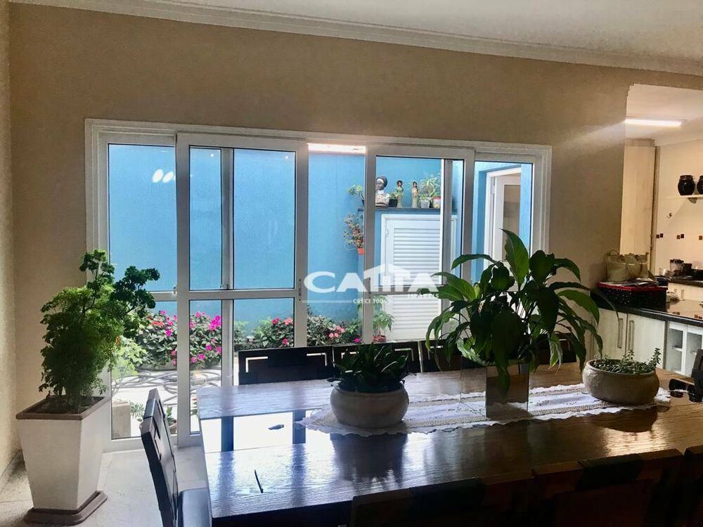 Sobrado à venda com 6 quartos, 241m² - Foto 3