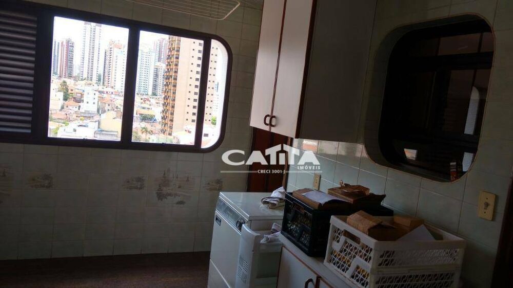 Apartamento à venda com 4 quartos, 233m² - Foto 1