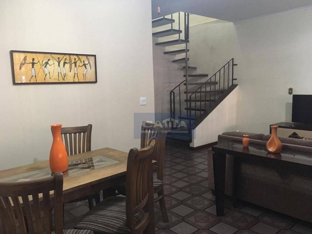 Sobrado, 3 quartos, 210 m² - Foto 1