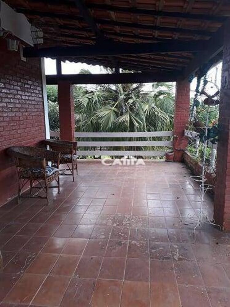 Chácara à venda com 6 quartos, 260m² - Foto 9