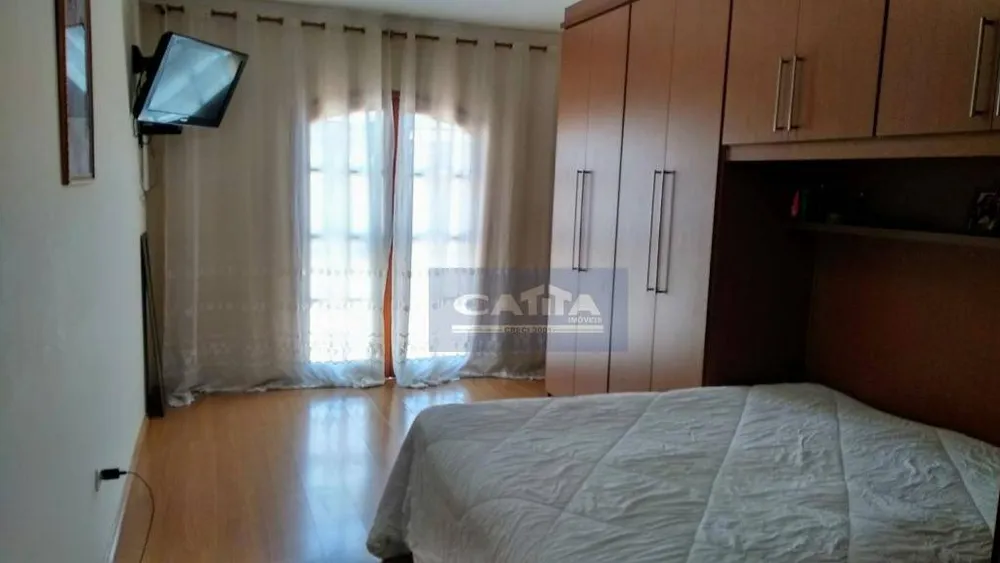 Sobrado, 3 quartos, 219 m² - Foto 1