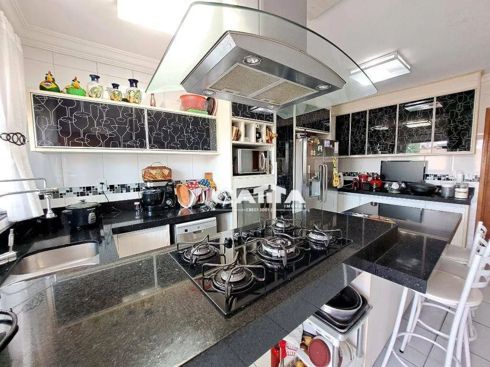 Sobrado, 3 quartos, 180 m² - Foto 2