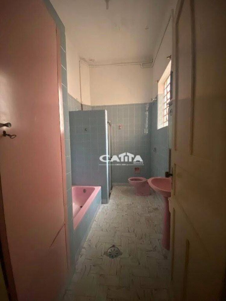 Sobrado, 6 quartos, 593 m² - Foto 2