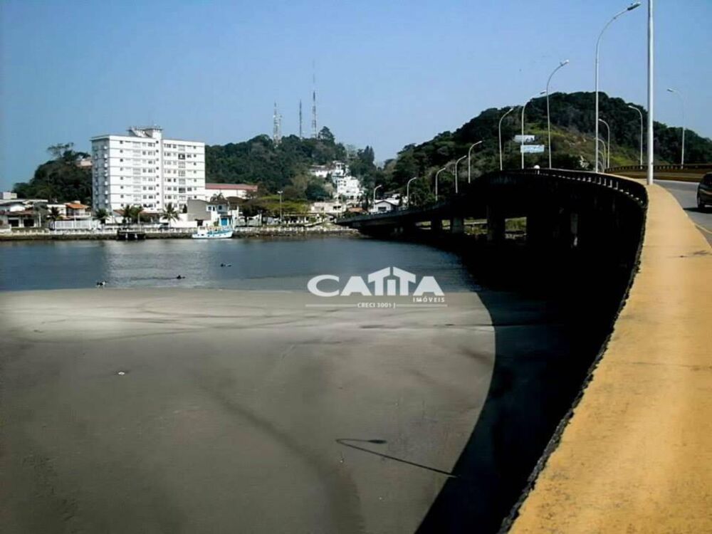 Casa à venda com 3 quartos, 86m² - Foto 18