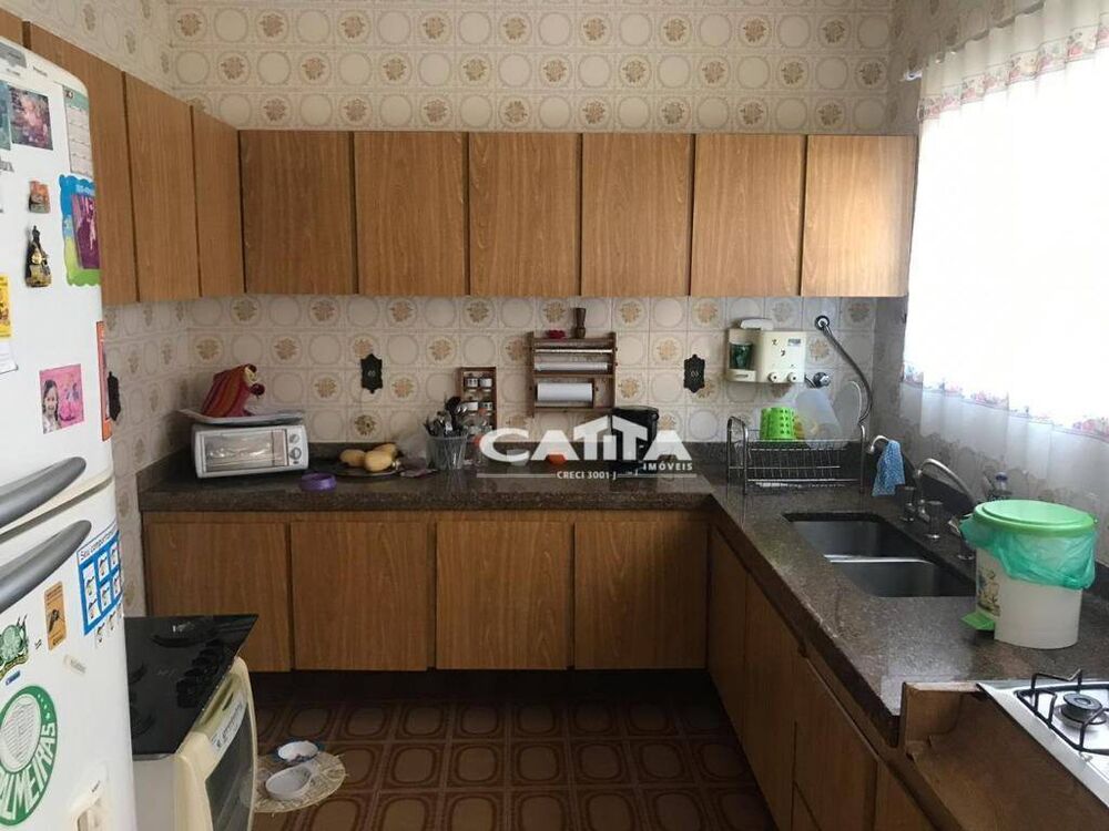 Sobrado à venda e aluguel com 4 quartos, 210m² - Foto 13