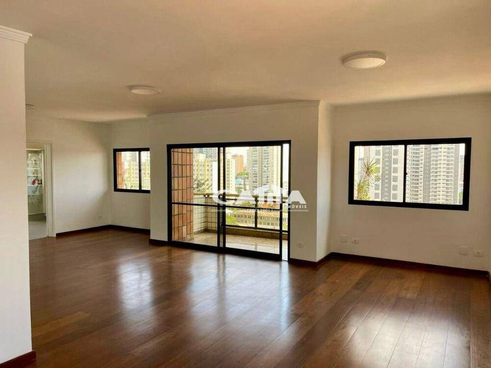 Apartamento à venda com 3 quartos, 197m² - Foto 1