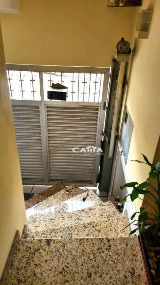 Sobrado à venda com 2 quartos, 120m² - Foto 2