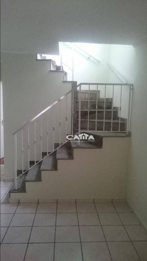 Sobrado à venda com 3 quartos, 180m² - Foto 4
