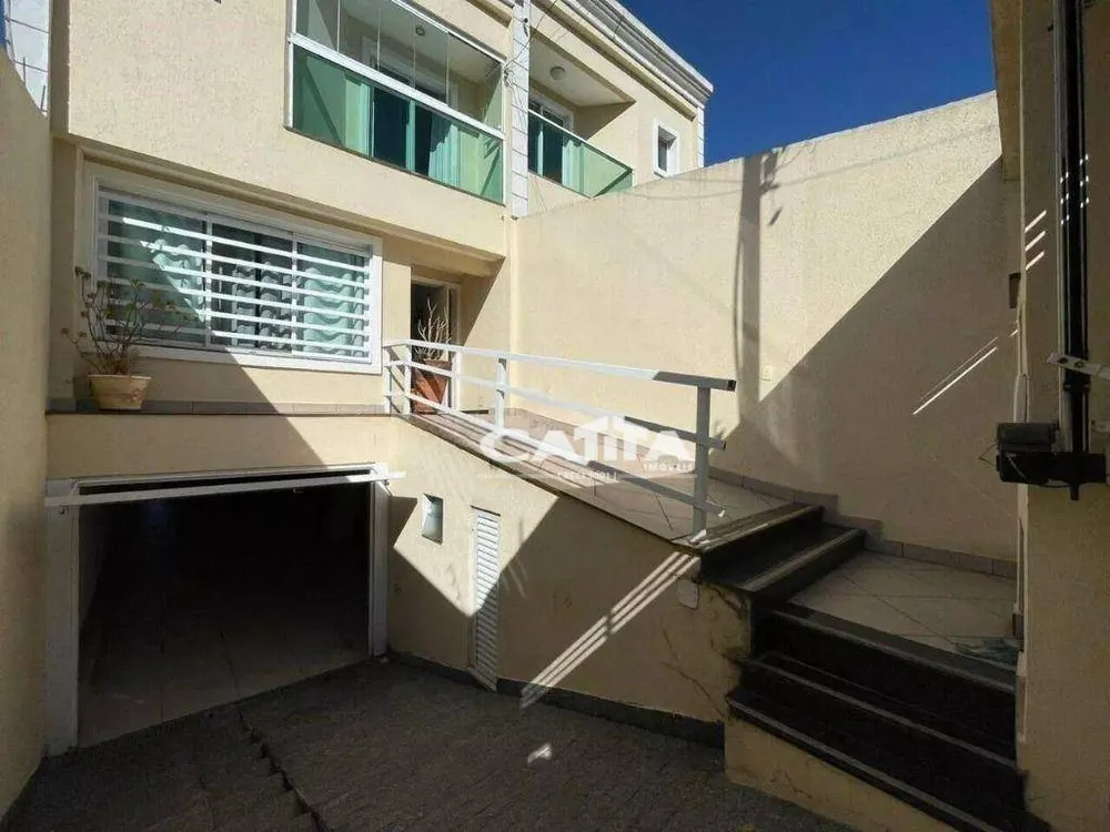Sobrado, 3 quartos, 500 m² - Foto 1