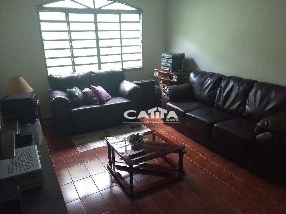 Casa à venda com 5 quartos, 204m² - Foto 2
