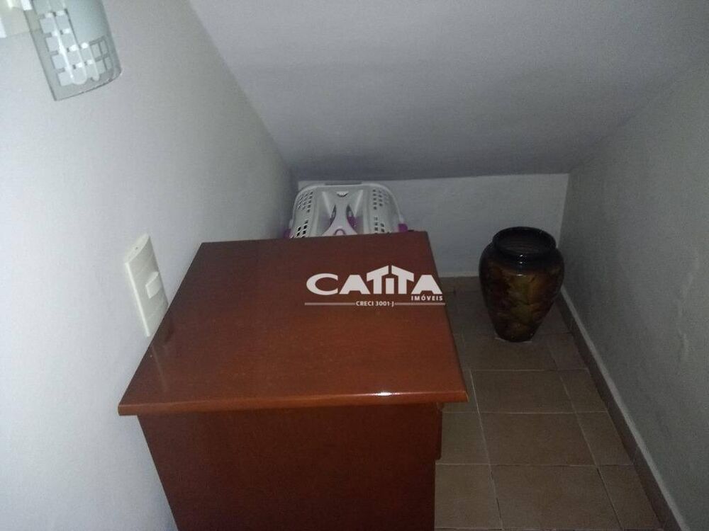 Casa à venda com 5 quartos, 204m² - Foto 15