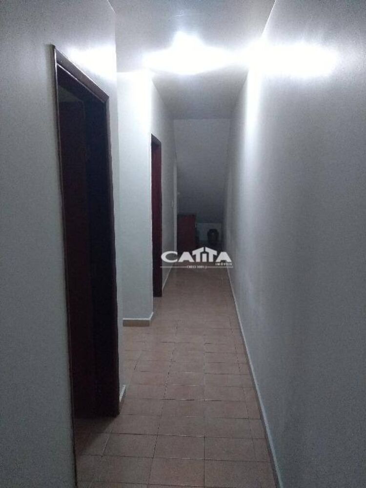 Casa à venda com 5 quartos, 204m² - Foto 16