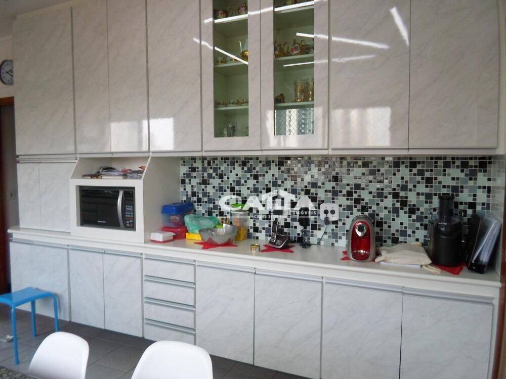 Apartamento à venda com 3 quartos, 190m² - Foto 17