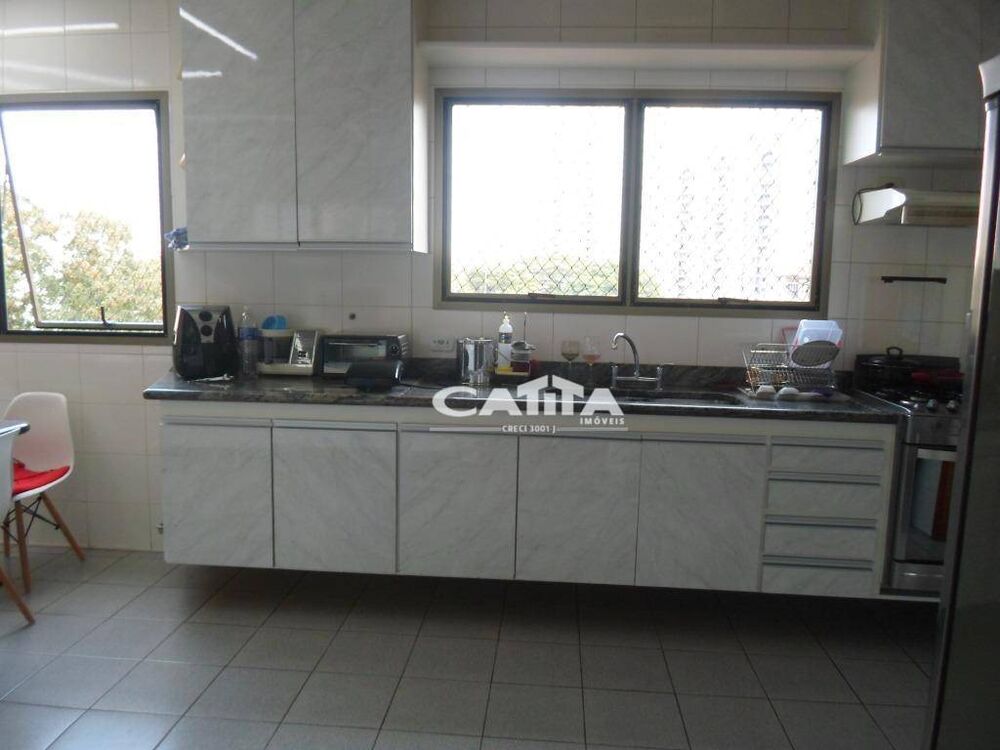 Apartamento à venda com 3 quartos, 190m² - Foto 15
