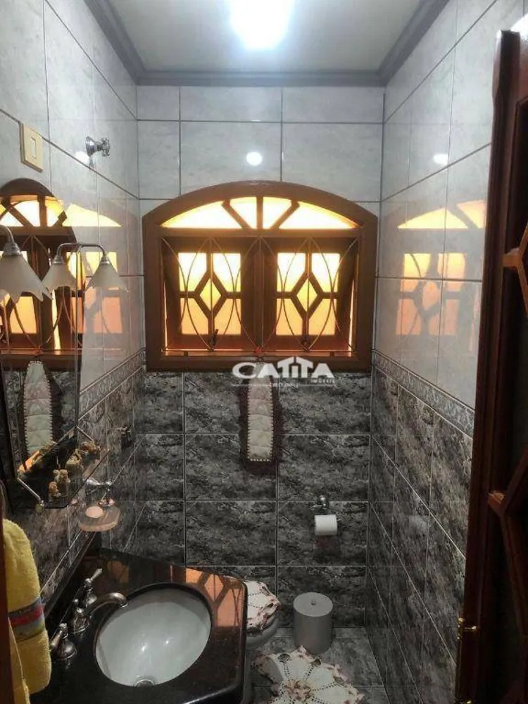 Sobrado, 3 quartos, 210 m² - Foto 2