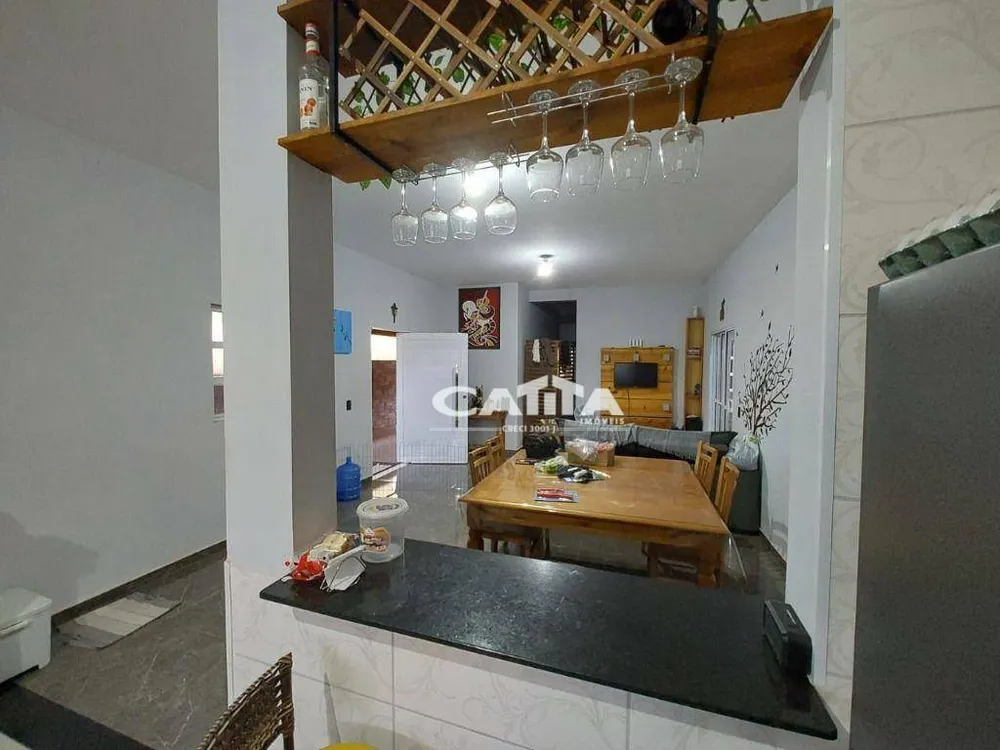Casa, 3 quartos, 246 m² - Foto 3
